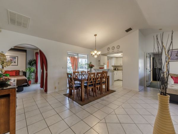 Cape Coral Home 1024147