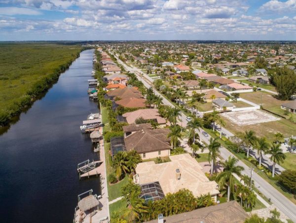 Cape Coral Home 1024148