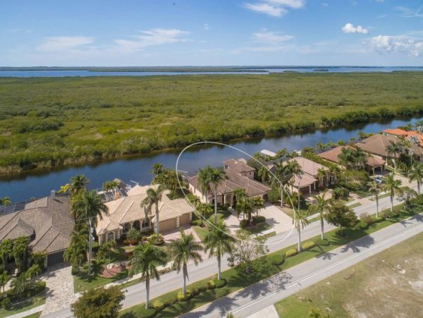 Cape Coral Home 1024148