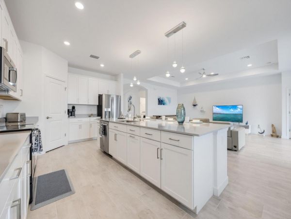 Cape Coral Home 1024150