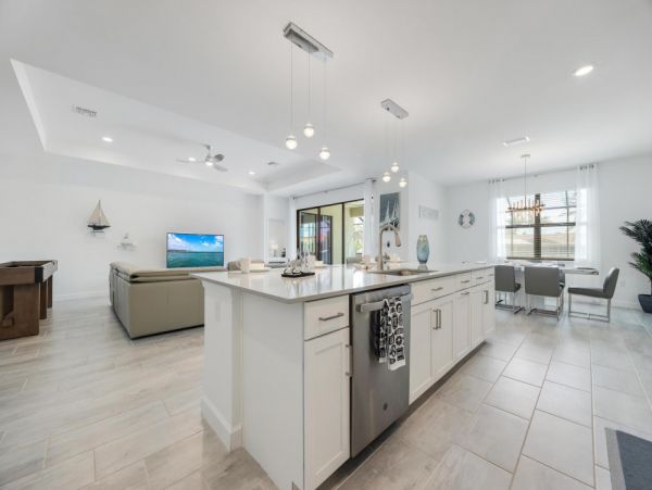 Cape Coral Home 1024150