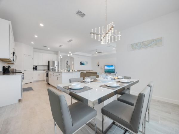 Cape Coral Home 1024150