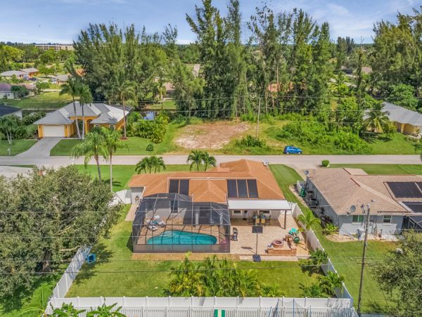 Cape Coral Home 1024151