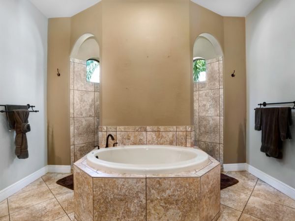 Cape Coral Home 1024152