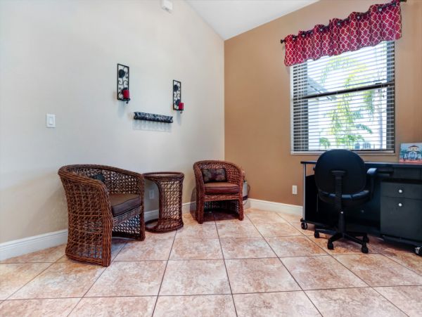 Cape Coral Home 1024152