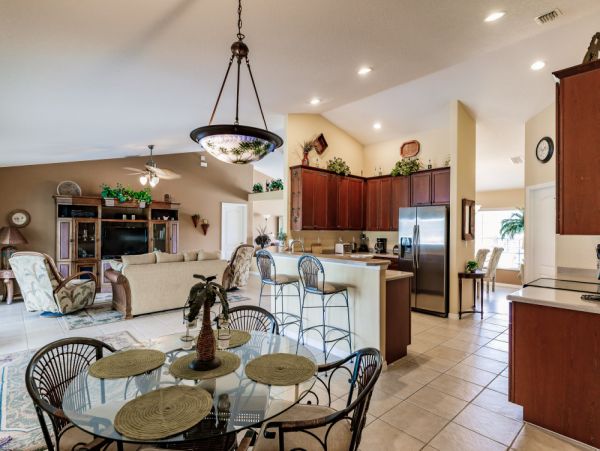 Cape Coral Canal House