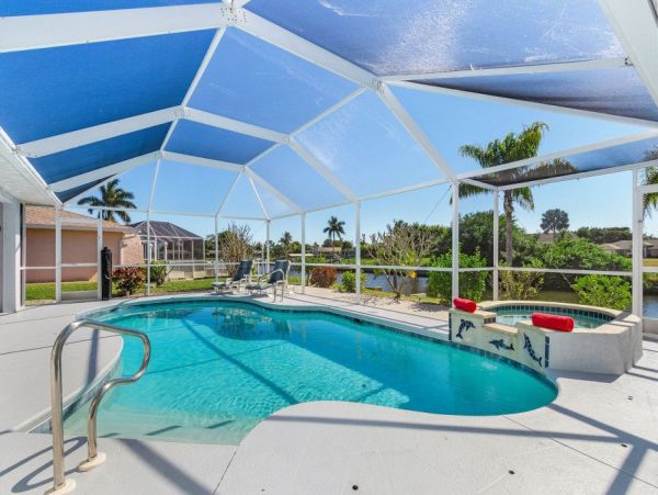 Cape Coral Home 1024157
