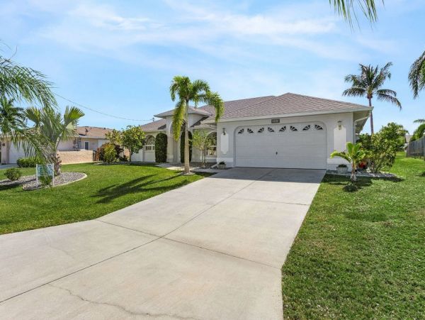 Cape Coral Home 1024157