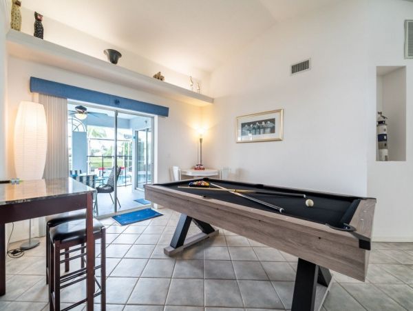Cape Coral Home 1024157