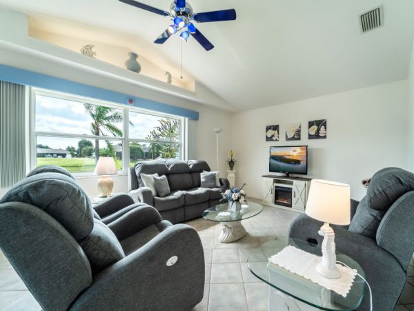 Cape Coral Home 1024157