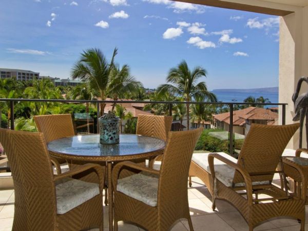 Three Bedroom Ocean View Penthouse in Wailea