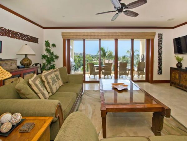 Three Bedroom Ocean View Penthouse in Wailea