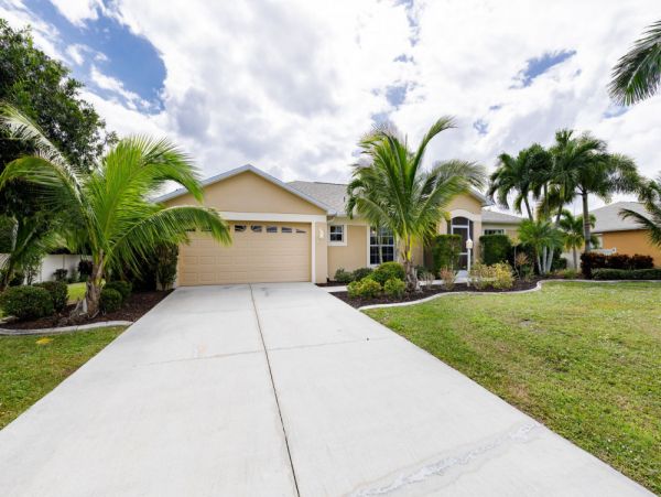 Cape Coral Home 1024159
