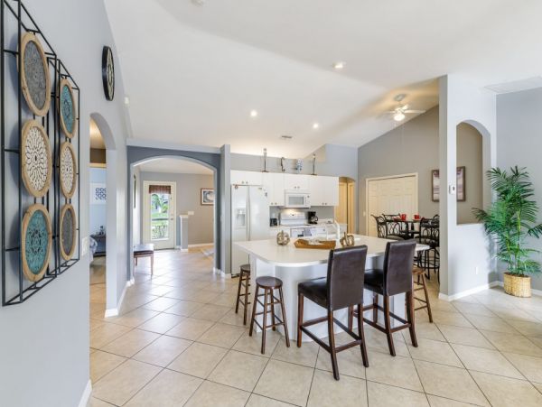 Cape Coral Home 1024159