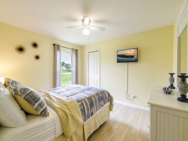 Cape Coral Home 1024159