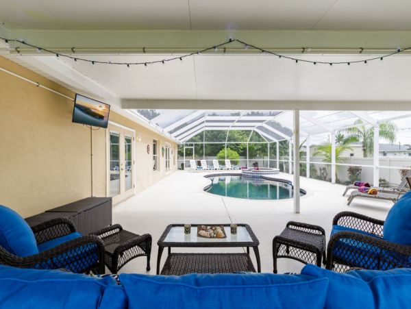 Cape Coral Home 1024159