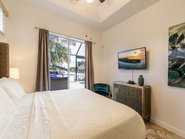 Cape Coral Home 1024160