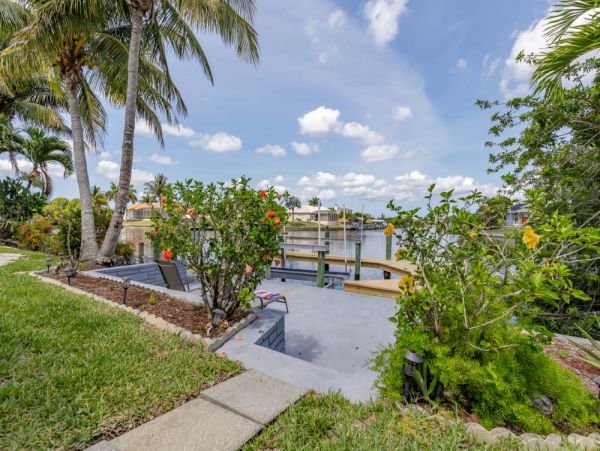 Cape Coral Home 1024162