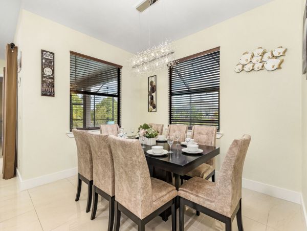 Gorgeous 4 Bedroom Home with Private Pool in Cape Coral