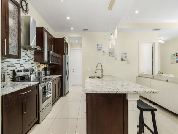 Gorgeous 4 Bedroom Home with Private Pool in Cape Coral