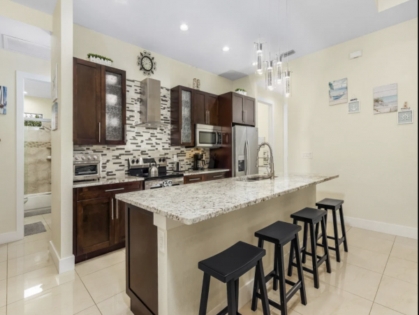 Gorgeous 4 Bedroom Home with Private Pool in Cape Coral