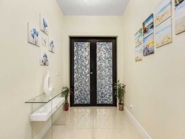 Gorgeous 4 Bedroom Home with Private Pool in Cape Coral
