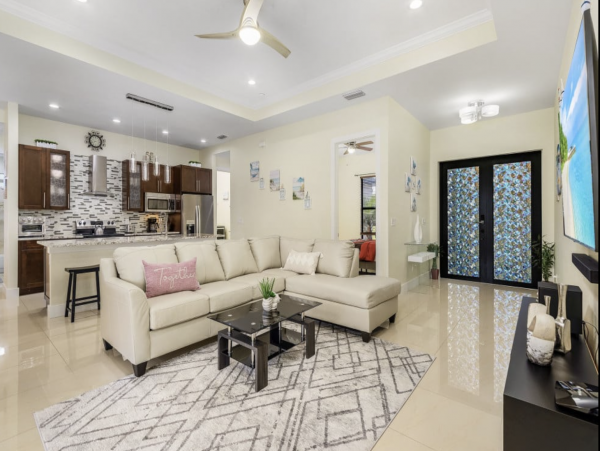 Gorgeous 4 Bedroom Home with Private Pool in Cape Coral