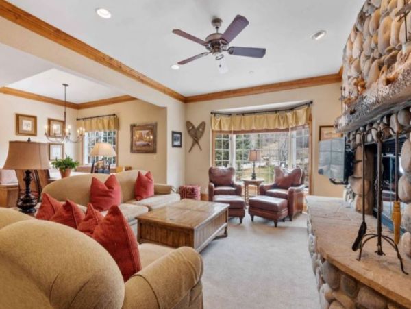 Luxury 3 Bedroom Ski in Ski out Vacation Condo Beaver Creek