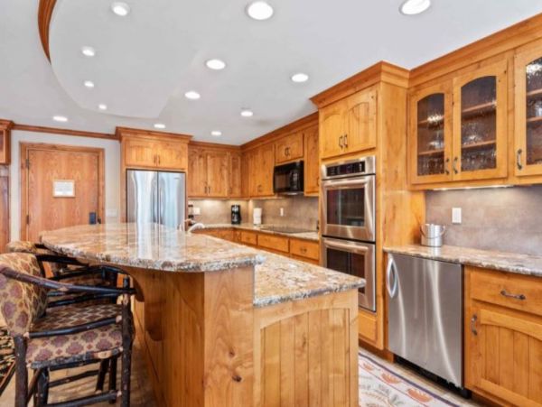 Luxury 3 Bedroom Ski in Ski out Vacation Condo Beaver Creek