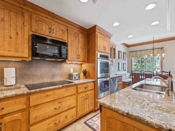 Luxury 3 Bedroom Ski in Ski out Vacation Condo Beaver Creek