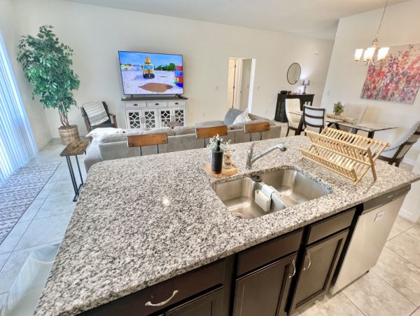 Cape Coral Home 1024171