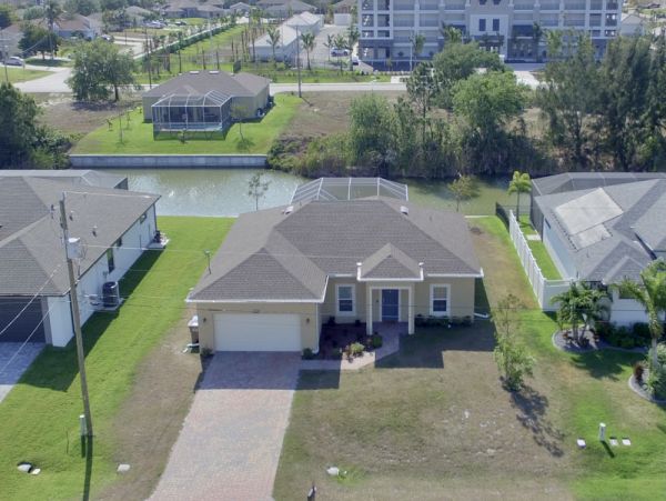 Cape Coral Home 1024171
