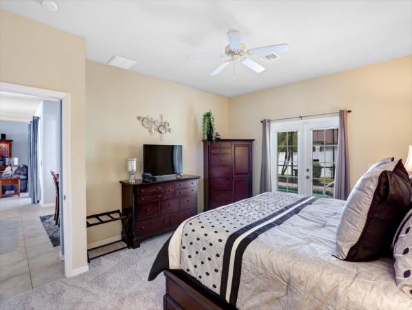 Cape Coral Home 1024172