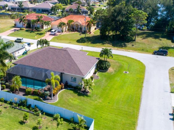Cape Coral Home 1024172