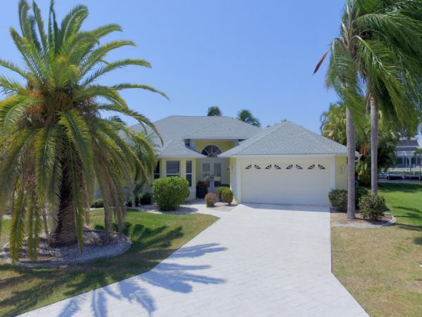 Cape Coral Home 1024174