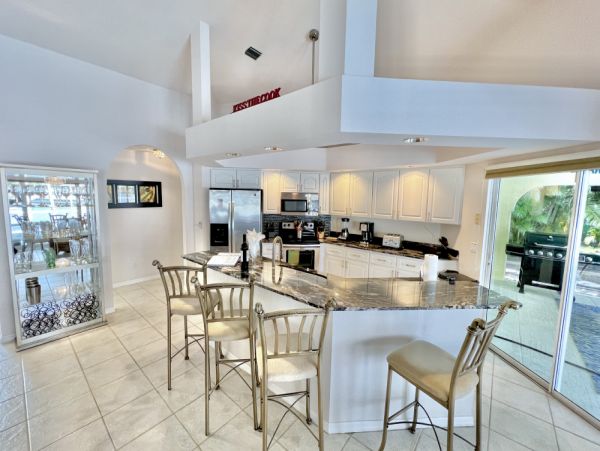 Cape Coral Home 1024174