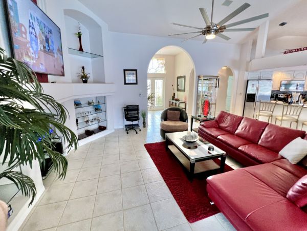 Cape Coral Home 1024174