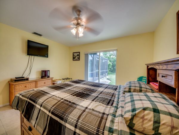 Cape Coral Home 1024176
