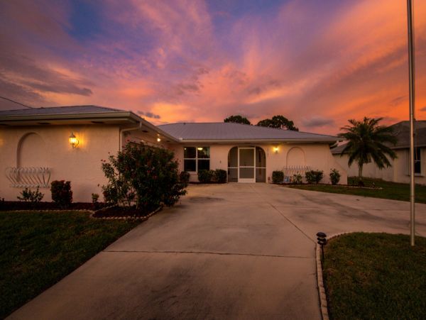 Cape Coral Home 1024176