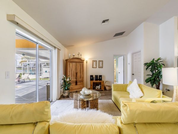 Cape Coral Home 1024179