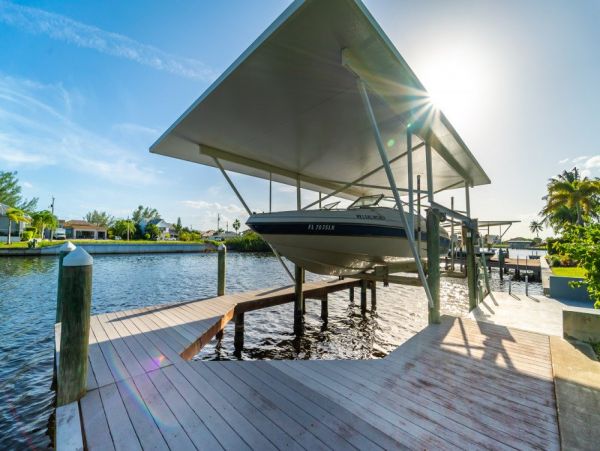 Cape Coral Home 1024179