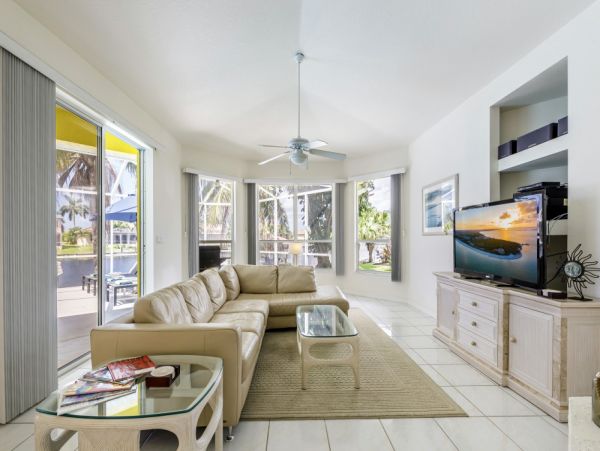 Cape Coral Home 1024183