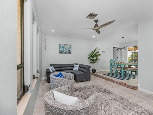 Cape Coral Home 1024184