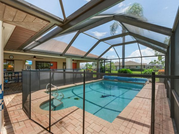 Cape Coral Home 1024184