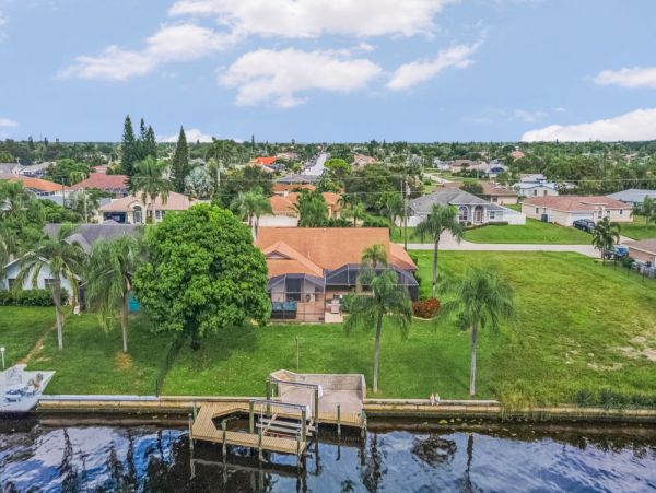 Cape Coral Home 1024184