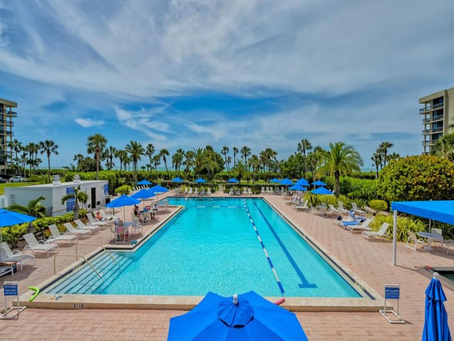 Beachfront Longboat Key Rentals - Luxury Vacation Condos