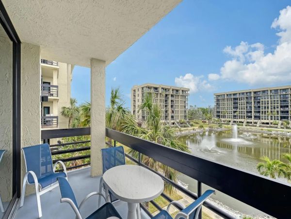 Beachfront Longboat Key Rentals - Luxury Vacation Condos
