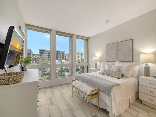 Beachfront Longboat Key Rentals - Luxury Vacation Condos
