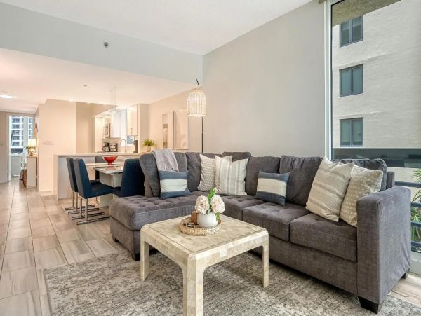 Beachfront Longboat Key Rentals - Luxury Vacation Condos