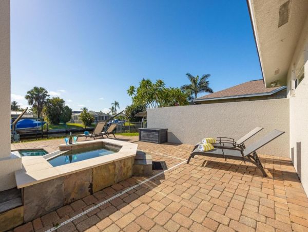 Cape Coral Home 1024189